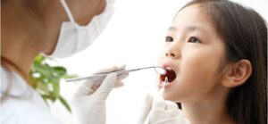 何歳から歯医者に連れて行くべき？